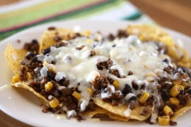 Black Bean, Beef and Corn Taco Nachos