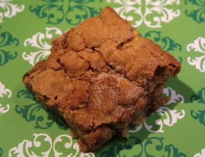Apple Cinnamon Cookie Bars