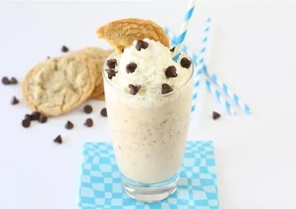 Chocolate Chip Cookie Milkshake
