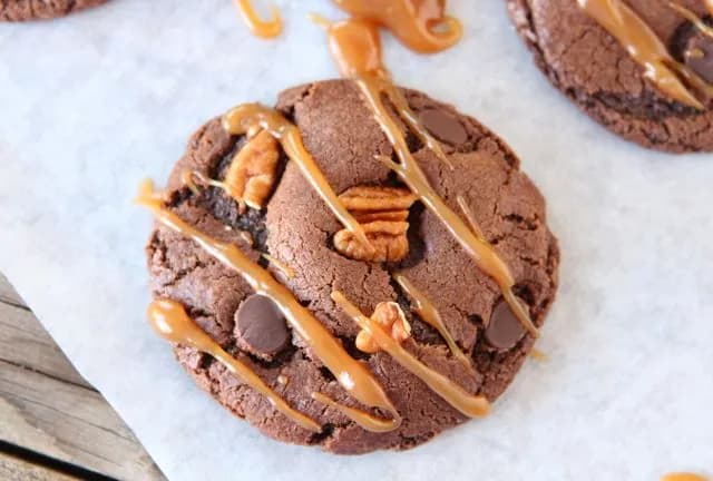 Chocolate Turtle Cookies