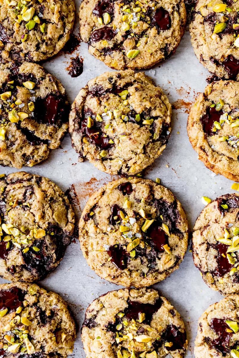 Dark Chocolate Chunk Pistachio Cookies
