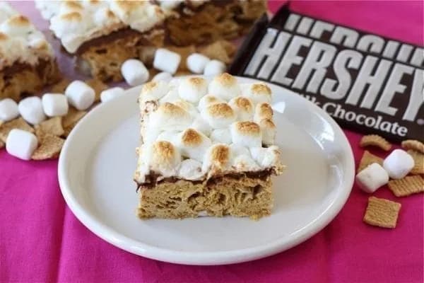 Golden Grahams S’mores Bars