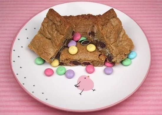 M&M Chocolate Chip Blondies