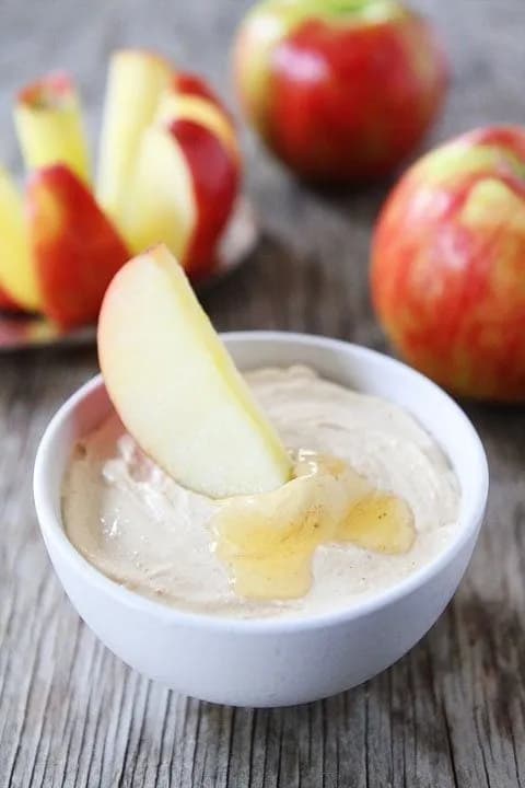 Peanut Butter Honey Yogurt Dip